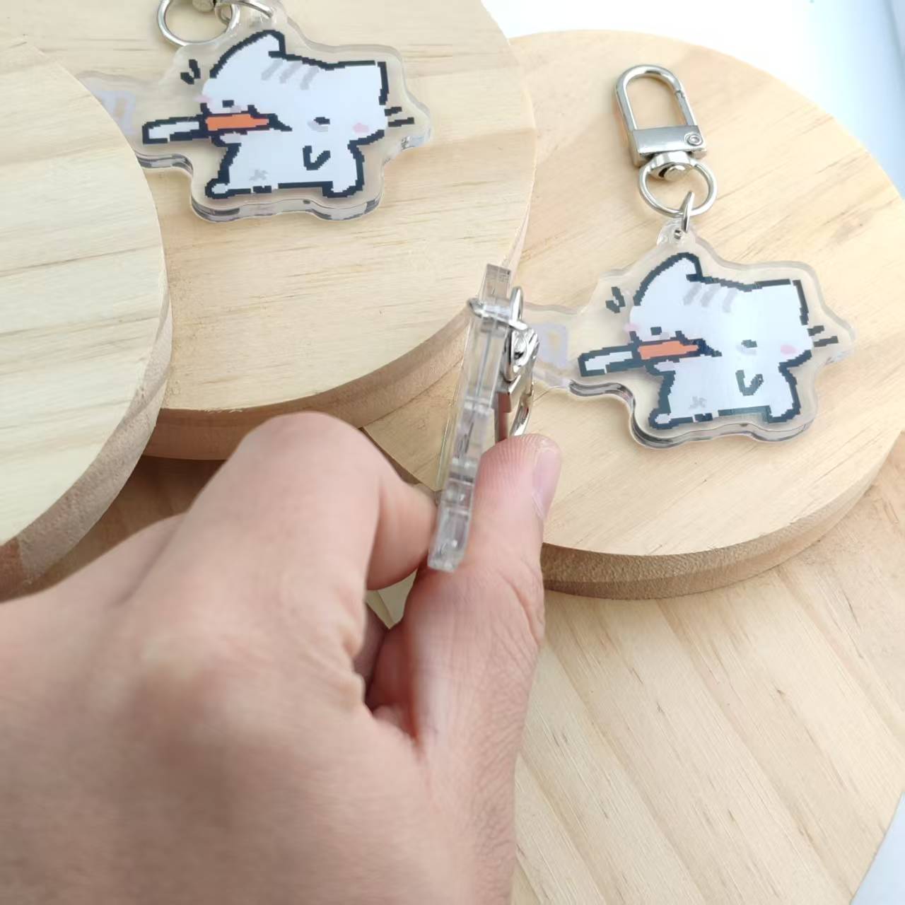 2D フラットピクセル猫キーホルダー - レトロゲームの雰囲 - Retro Gaming Gifts のレビューと価格
